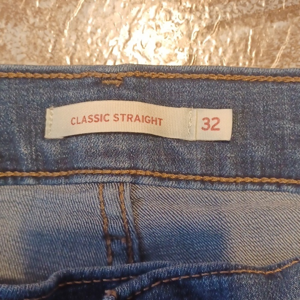Levi's jeans classic straight woman's size 32 - Picture 4 of 6